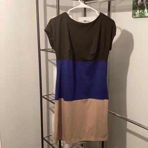 Multi color short sleeve dress